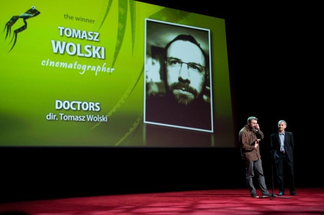 Tomasz Wolski odbiera Złotą Żabę Camerimage 2011