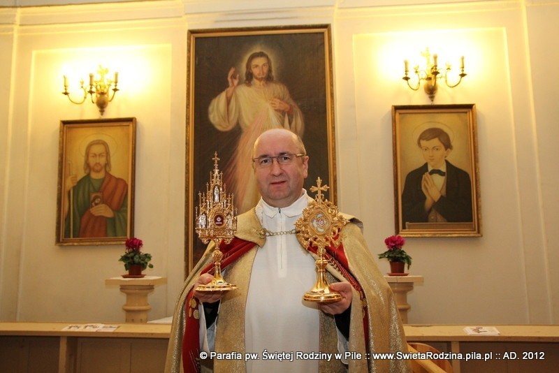 Relikwie Jana Pawła II w Pile. Kardynał Dziwisz odpowiedział na prośbę parafii św. Rodziny [ZDJĘCIA]