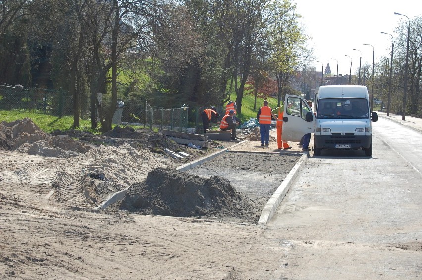 DZIEŃ 7: Jeszcze tylko chodniki