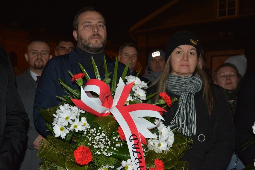 Radomsko. Msza św. i kwiaty w rocznicę wprowadzenia stanu wojennego. ZDJĘCIA