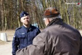 Koronawirus w Żorach. Jeden grał w tenisa, a inni pili alkohol. Interweniowała policja