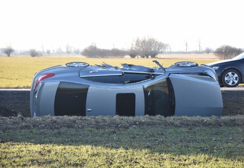 Wypadek z udziałem trzech samochodów na DK 55 za Tragaminem...