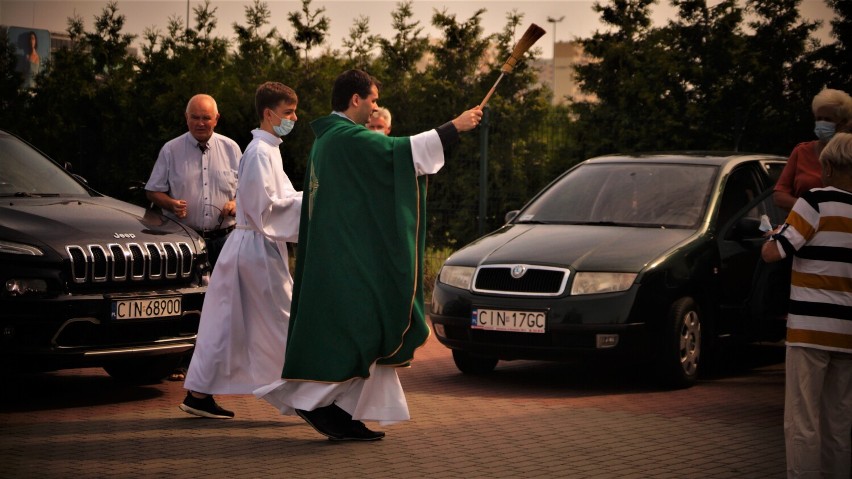 W rąbińskiej parafii odbyło się święcenie pojazdów
