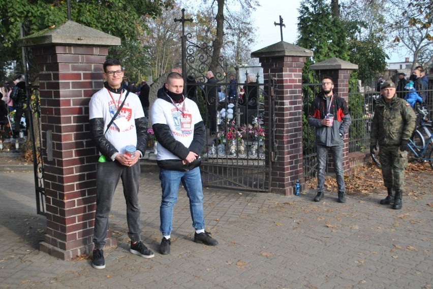 Wolsztyn: msza i procesja na cmentarzu przy ul. Lipowej