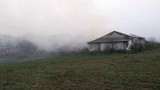 Pożar stodoły w Rajkowach. Z ogniem walczyło 30 strażaków