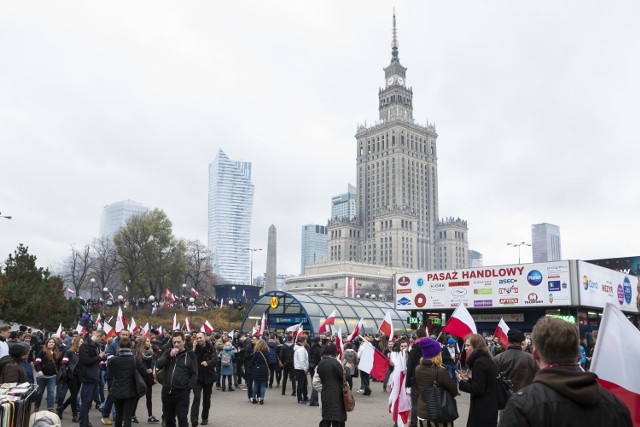 Marsz Niepodległości 2015 pod hasłem "Polska dla Polaków. Polacy dla Polski"