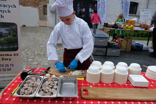 W niedzielę 13 czerwca na Targu Śniadaniowym w Folwarku Zamkowym przy ulicy Poznańskiej wielkie gotowanie, degustacje i konkursy.
