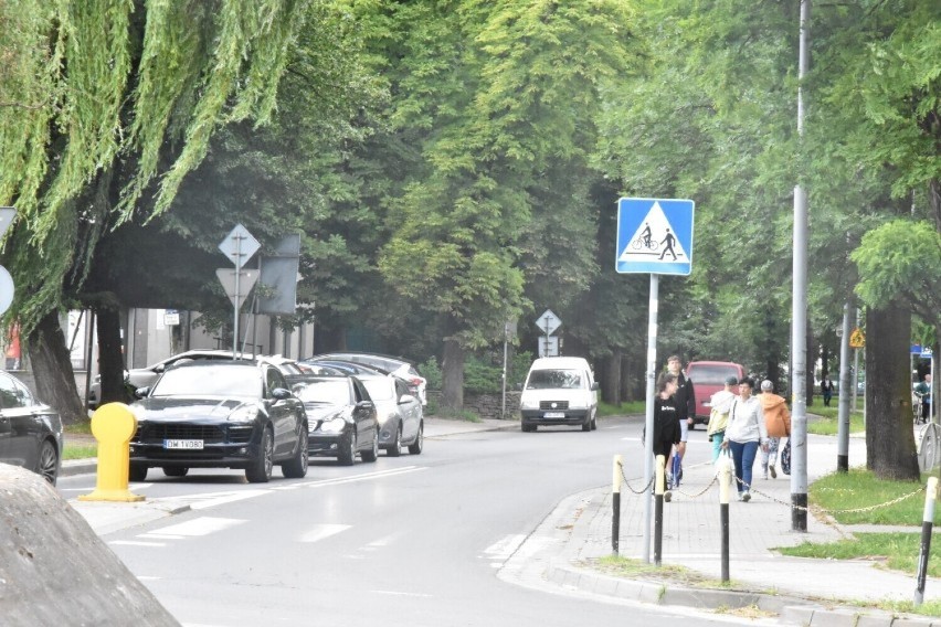 Rodzina i policja proszą świadków zdarzenia o kontakt....