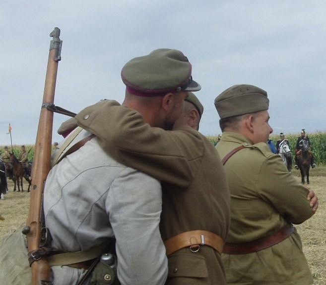 Kolejny raz stoczyli Bitwę pod Komarowem (film, foto)