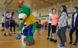 Szkolny Basket w Baninie - w atrakcyjnym treningu wzięło udział 150 uczniów ZDJĘCIA , WIDEO