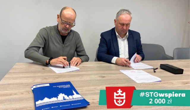 Umowę na dofinansowanie projektu podpisał zastępca prezydenta miasta ds. Techniczno-Inwestycyjnych Tadeusz Błędzki i Marek Banach, wiceprezes SKS