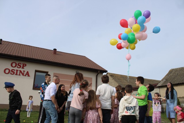 Spotkanie Grupy Wsparcia Rodziców Dzieci ze Spektrum Autyzmu - “Razem Dalej” z okazji Światowego Dnia Świadomości Autyzmu odbyło się na terenie Ochotniczej Straży Pożarnej w miejscowości Osina (gmina Kluki), 13 kwietnia 2024 r.