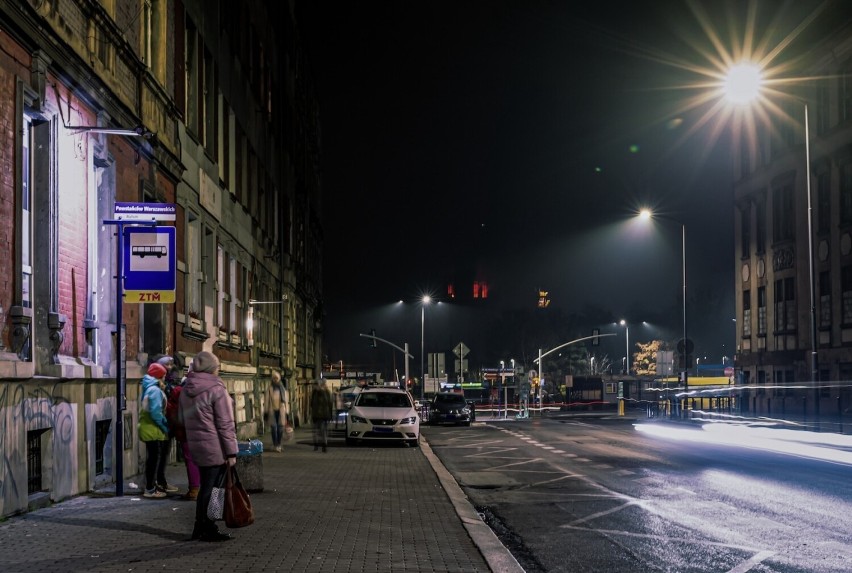 Wnętrze Szybu rozświetliły światła, a z środka usłyszeć...