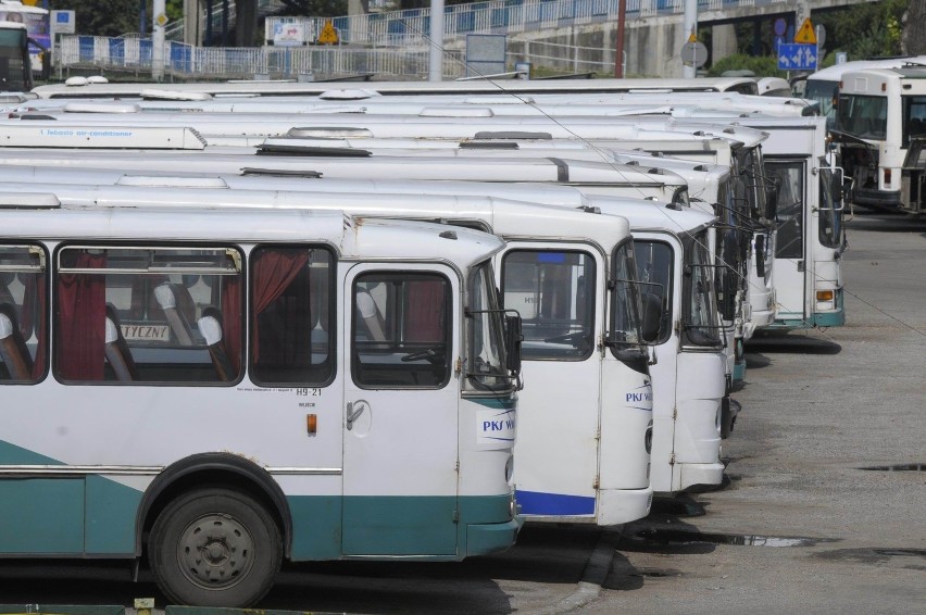 Łukowa: Kierowca autobusu odebrał poród