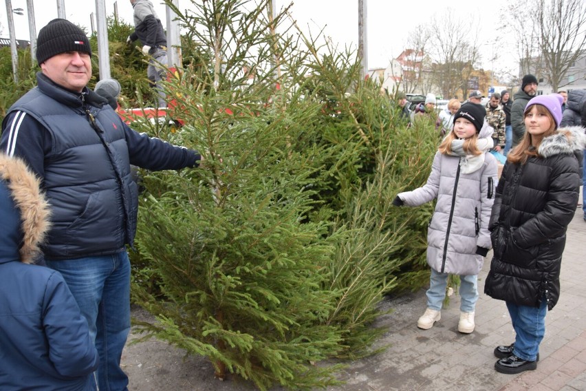 Uśmiechy dorosłych i dzieci to nieodłączny element akcji...