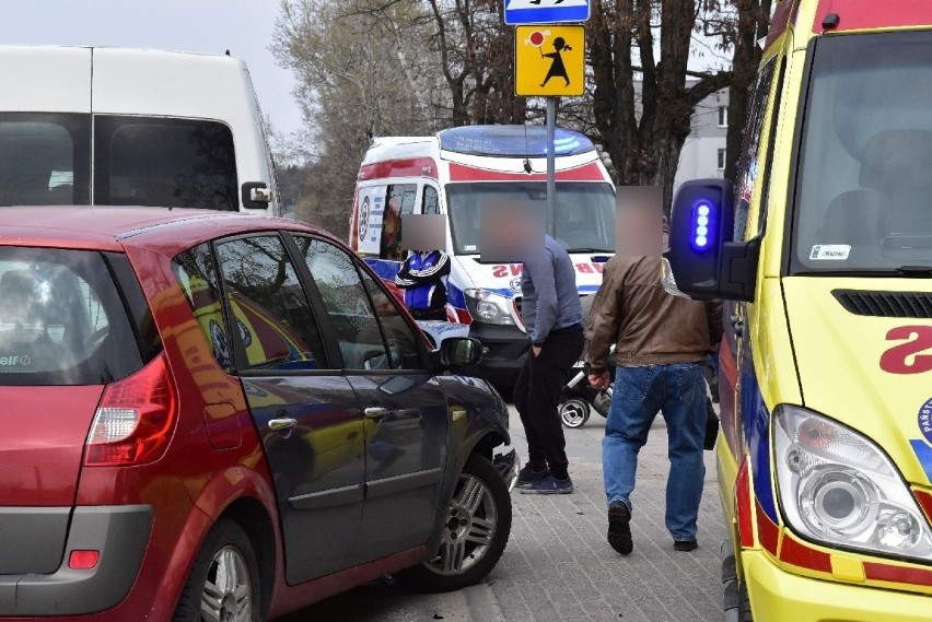 Wypadek na Ściegiennego w Kielcach. Dziecko trafiło do szpitala (WIDEO, ZDJĘCIA) 