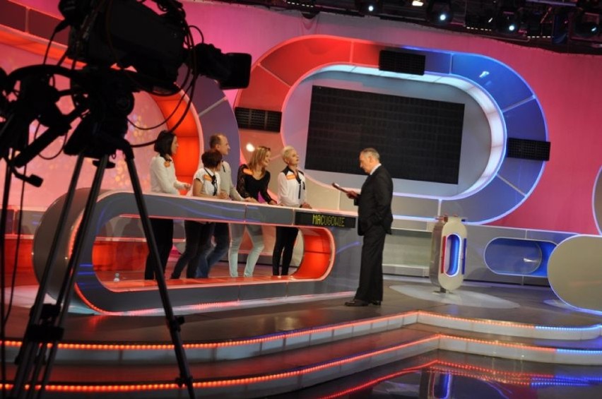 Dominika, Małgorzata, Monika, Maja i Daniel najlepsi w telewizyjnej "Familiadzie"