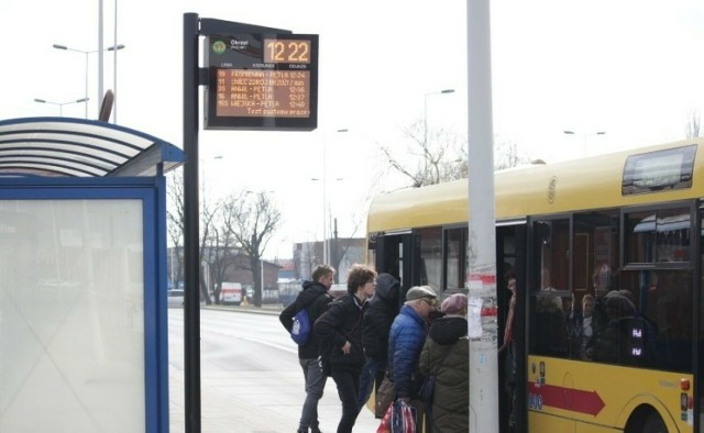 W okresie świąteczno-noworocznym autobusy MPK we Włocławku będą kursowały inaczej.