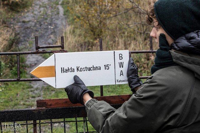 Interwencja artystyczna na hałdzie w Kostuchnie