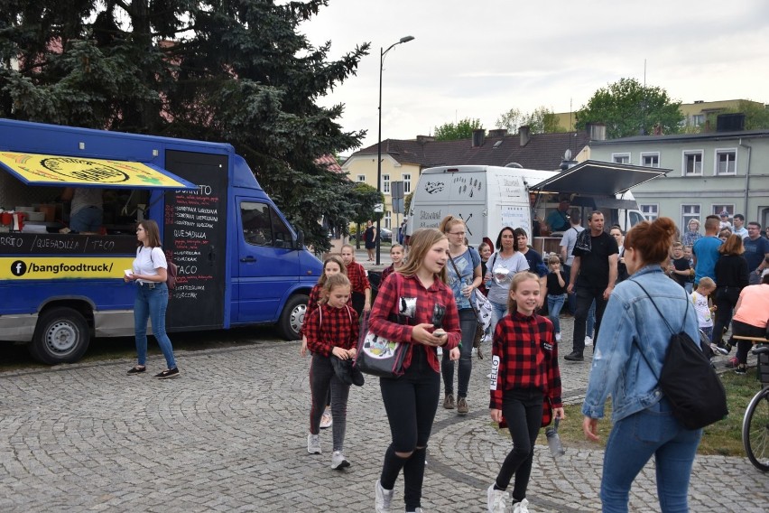 Rozpoczął się II Nowotomyski Festiwal Smaków Świata Food Truck