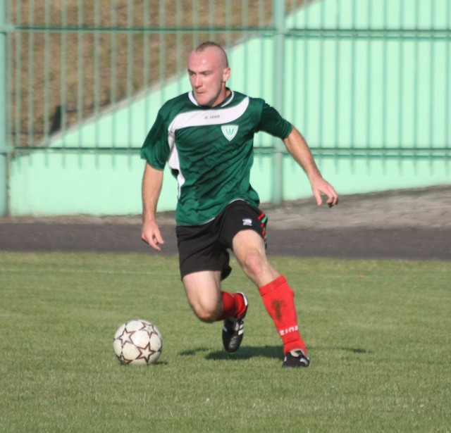 Sebastian Radosz strzelił dwie bramki dla zawierciańskiej Warty.
