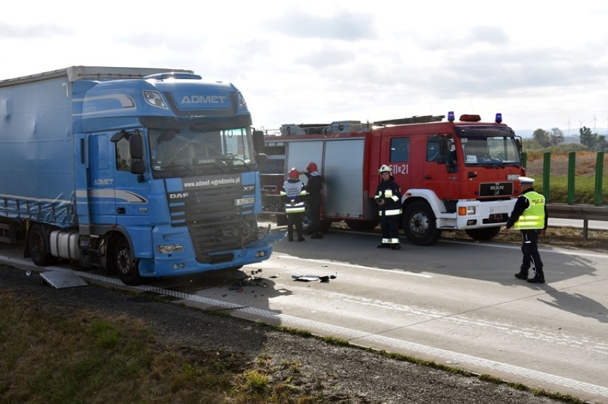 Śmiertelny wypadek na autostradzie A4, droga jest nieprzejezdna [ZDJĘCIA]