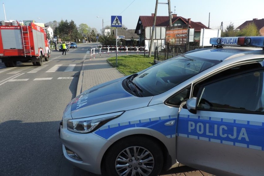 Bomba lotnicza w Kończycach Małych [ZDJĘCIA, WIDEO, niewybuch]. Odwołano zajęcia w szkole