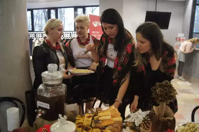 Świątecznie i zdrowo w MDK w Radomsku. Kulinarna impreza z kołami gospodyń wiejskich