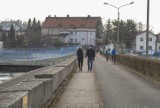 Rybnik: Zapora nad zalewem otwarta po zimowej przerwie. Można spacerować, jeździć na rowerze