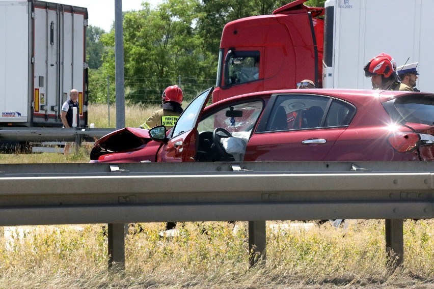 Dwa wypadki na Autostradzie A4 na wysokości Legnicy, zobaczcie zdjęcia