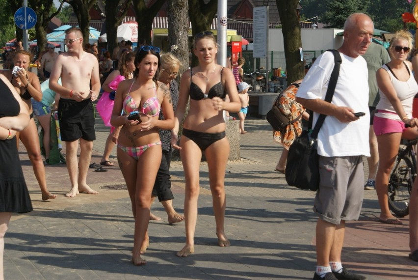 Tysiące plażowiczów odpoczywały nad Pogorią III