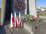 81. rocznica likwidacji płockiego getta. Na cmentarzu żydowskim złożono kwiaty i zapalono znicze [ZDJĘCIA]