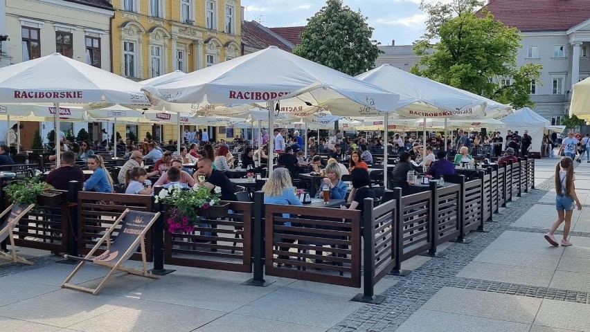 W czwartkowy wieczór wielu kielczan postanowiło spędzić...