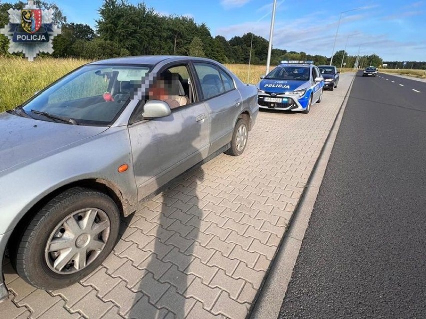 66-latek z gminy Radwanice jeździł bez prawa jazdy i w ciągu tygodnia dwa razy wpadł w ręce policji