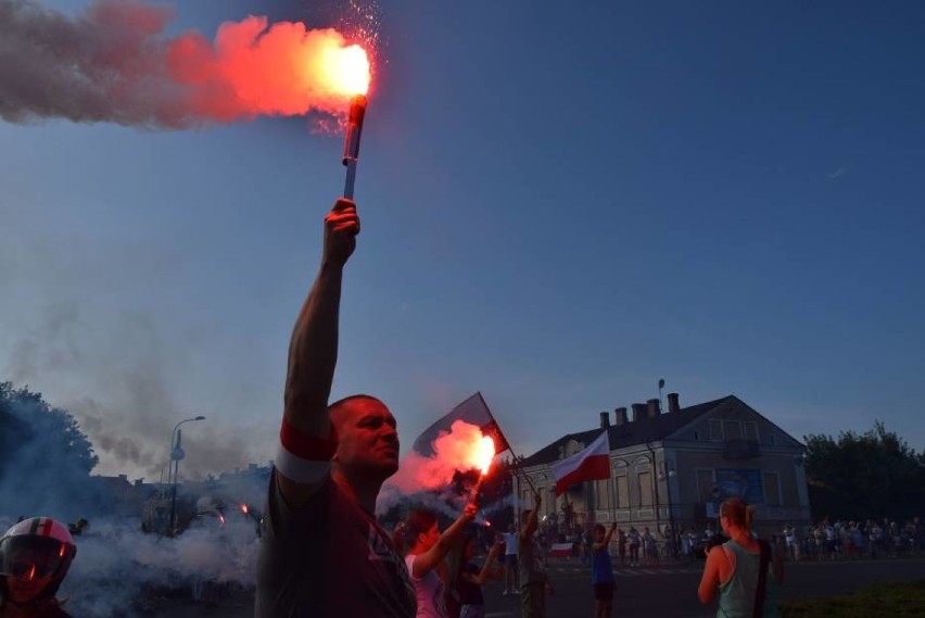 Chełm stanął w hołdzie Powstańcom

1 sierpnia o godzinie 17...