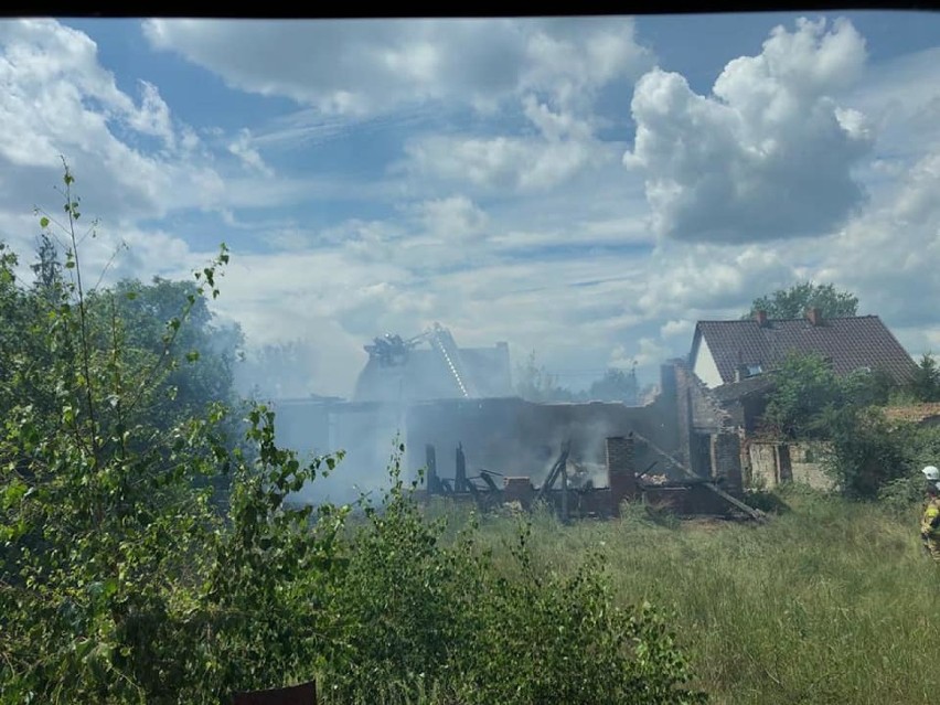 W niedzielę (28 czerwca) w Gubinku wybuchł pożar stodoły.