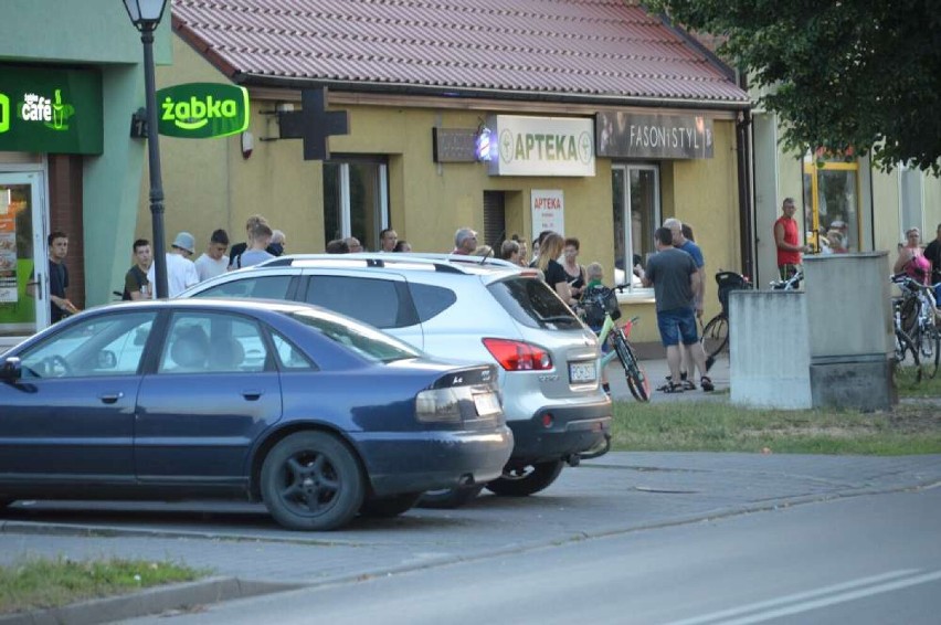 Wielka feta na budzyńskim rynku z okazji awansu Kłosa Budzyń do V ligi. 