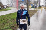 Andrzej Potoczek biegnie 444 km dla malborskiego Reksa. Dołącz do niego na ścieżce między Lichnowami a Nowym Stawem