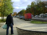Remont ulicy przy cmentarzu w Szczecinie Dąbiu. Zdążyli na czas!