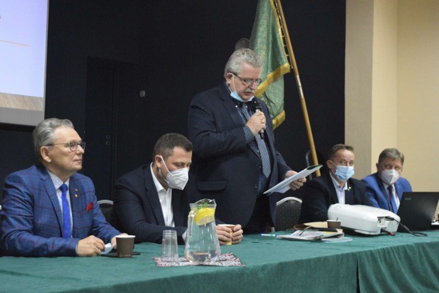 W Luboszu odbyło się spotkanie z mieszkańcami powiatu międzychodzkiego w sprawie rozwoju obszarów wiejskich. (26.11.2021)