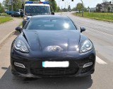 Policjanci ustalili sprawcę kradzieży porsche wartego 300 tys. zł. 