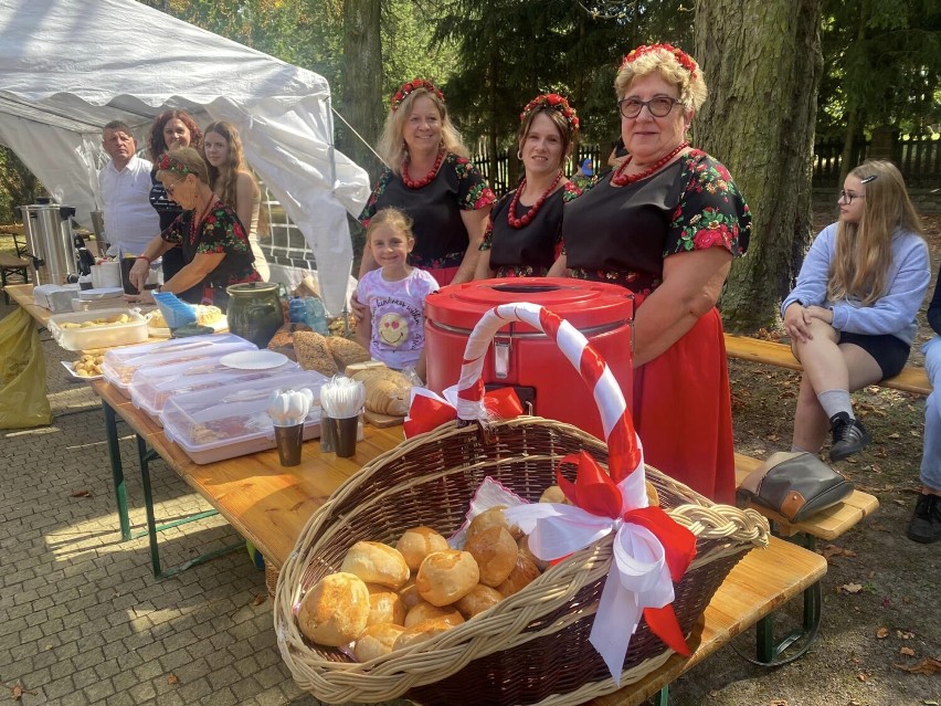 Gmina Wierzbica. Tak wyglądało doroczne Święto Chleba w Olchowcu. Zobacz zdjęcia