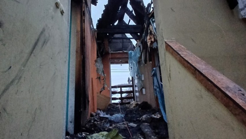 Dom rodziny z Niecwi po pożarze
