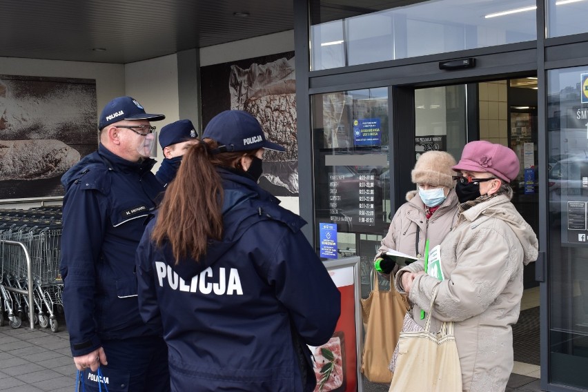 Kościan. Policyjna akcja dla seniorów w Dzień Babci i Dzień Dziadka [ZDJĘCIA]