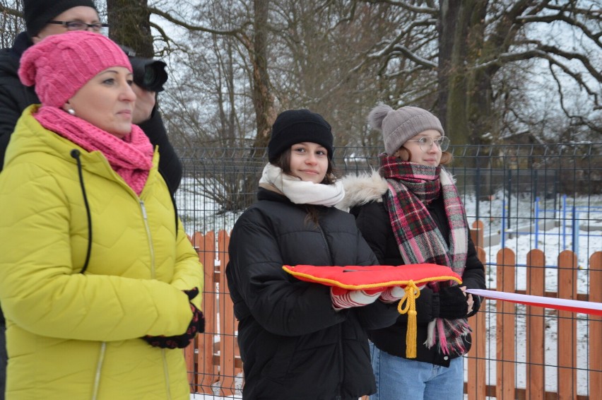 W Szprotawie otwarto plac zabaw dla psów