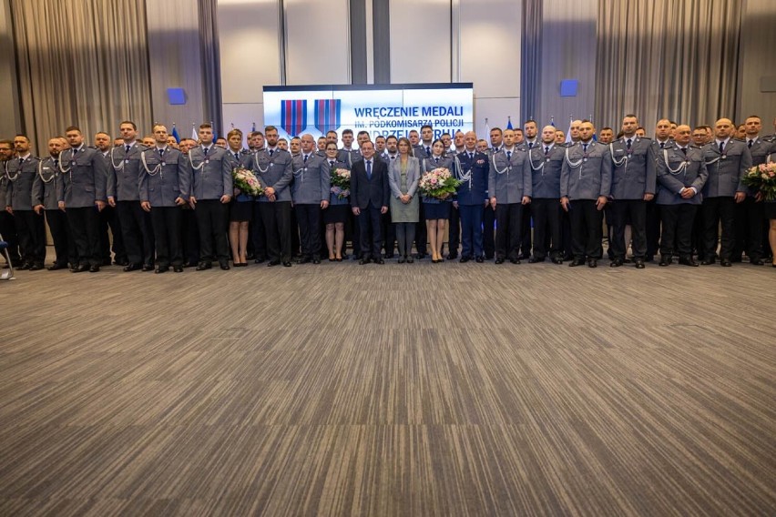 Opolscy policjanci zostali wyróżnieni za swoją bohaterską...