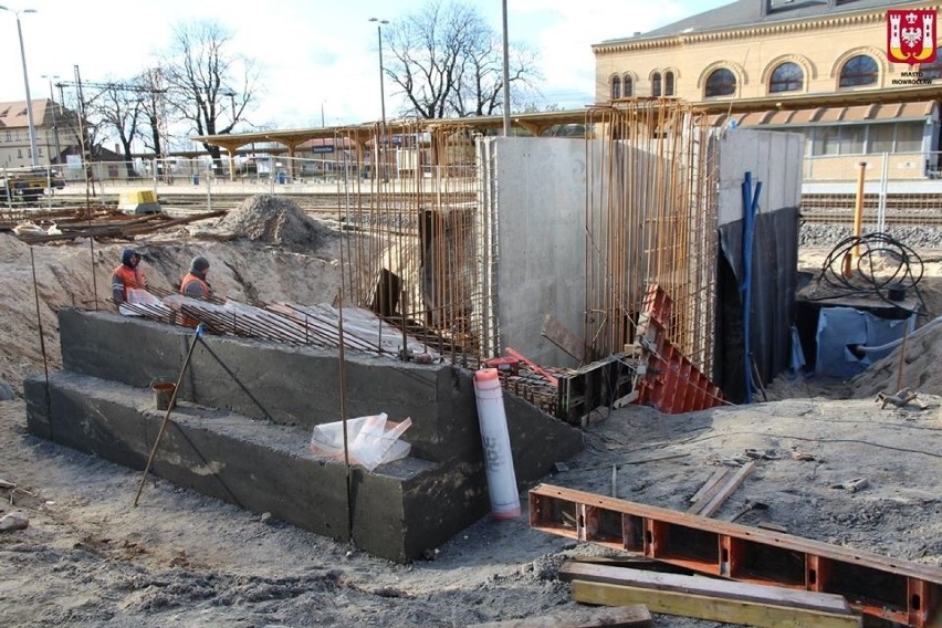 Trwa budowa parkingu przy ulicy Magazynowej w Inowrocławiu...