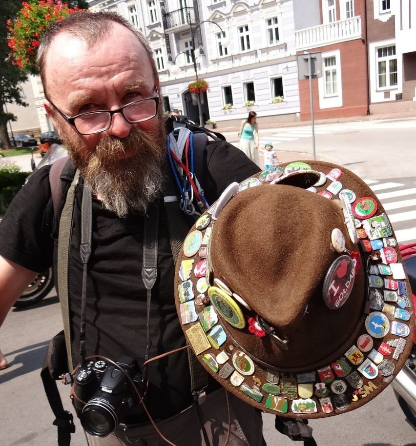 Ukazał się album „Dookoła Polski”. Pamiętnik z pieszej podróży Zbigniewa Stępnia [ZDJĘCIA]