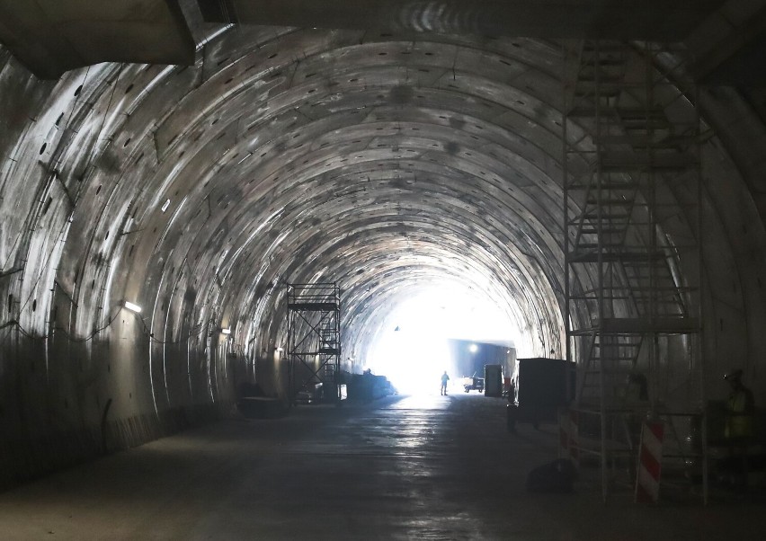 Jak wygląda tunel pod Świną? Zobacz nowe zdjęcia z budowy...