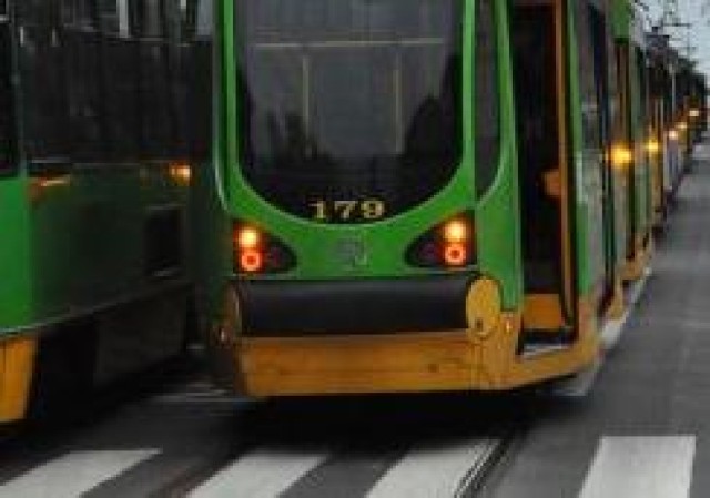 Przez około 10 minut nie kursowały tramwaje w centrum Poznania ...